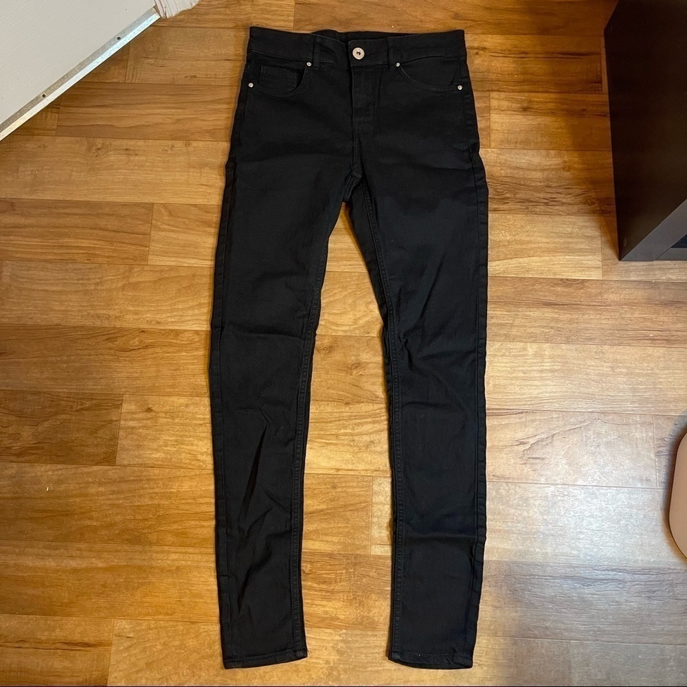High Wasted Black Skinny Jeans